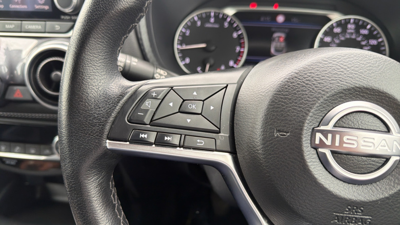 Nissan Juke 1.0 DiG-T 114 N-Connecta 5dr Petrol Hatchback